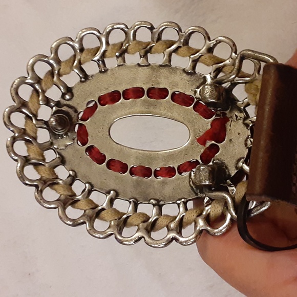 Backstreet Ahead Belt..Medium  brown leather.. heavy silver embellished buckle - Picture 2 of 12